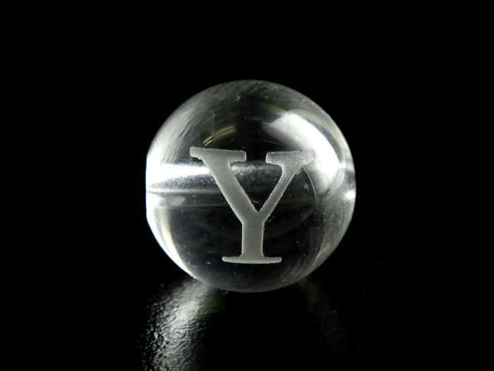 アルファベットビーズ　水晶　「Y」　1粒　限定