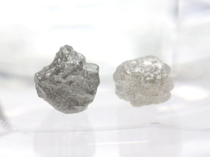 天然ダイヤモンド原石　南アフリカ産　Mサイズ　1粒販売